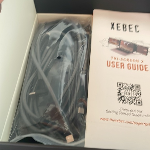 Xebec triscreen laptop computer monitors - Picture 4 of 4